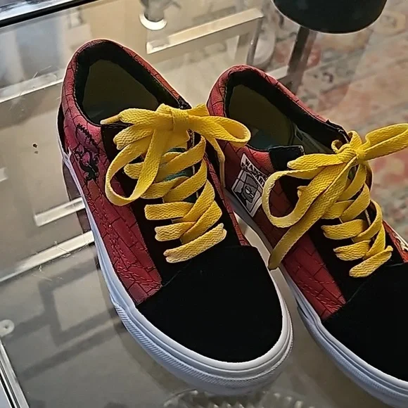 Vans limited edition old skool (The Simpsons) El Barto size 1 - Picture 11 of 12